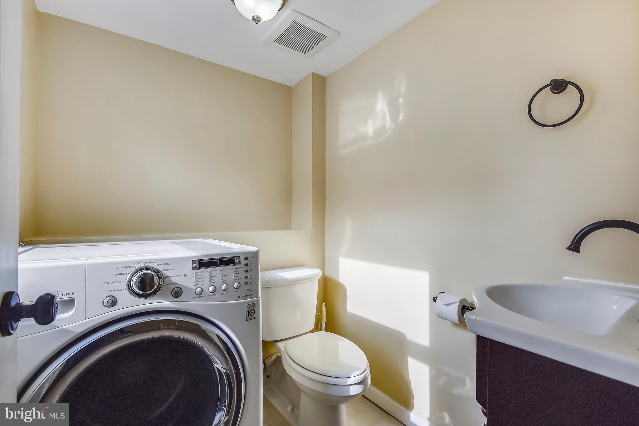 1413 Decatur Street Baltimore, MD 21230 - Photo 8 of 31 1st Floor powder room
