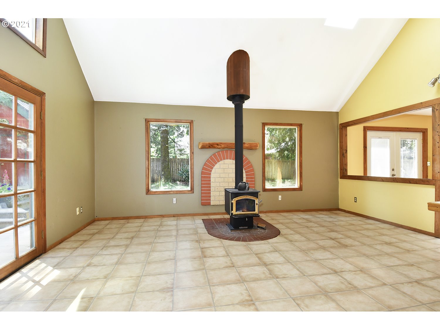 65414 East Timberline Drive Rhododendron, OR 97049 - Photo 6 of 32 Gallery Image 6