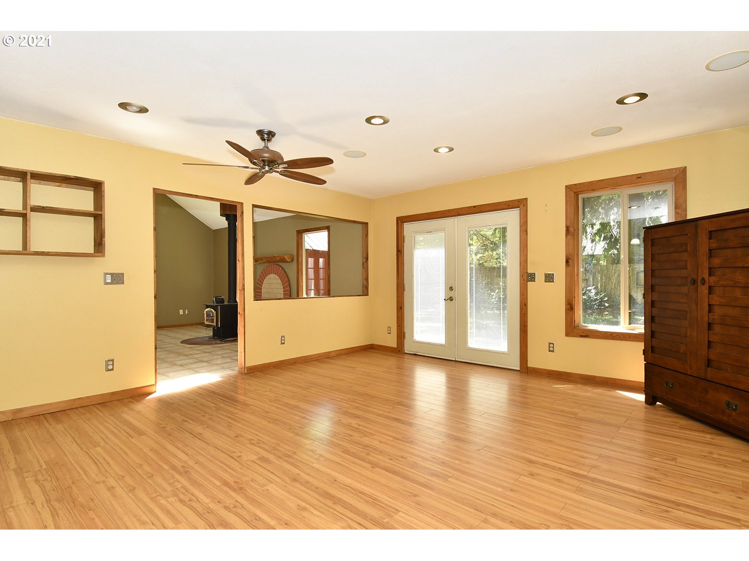 65414 East Timberline Drive Rhododendron, OR 97049 - Photo 10 of 32 Gallery Image 10