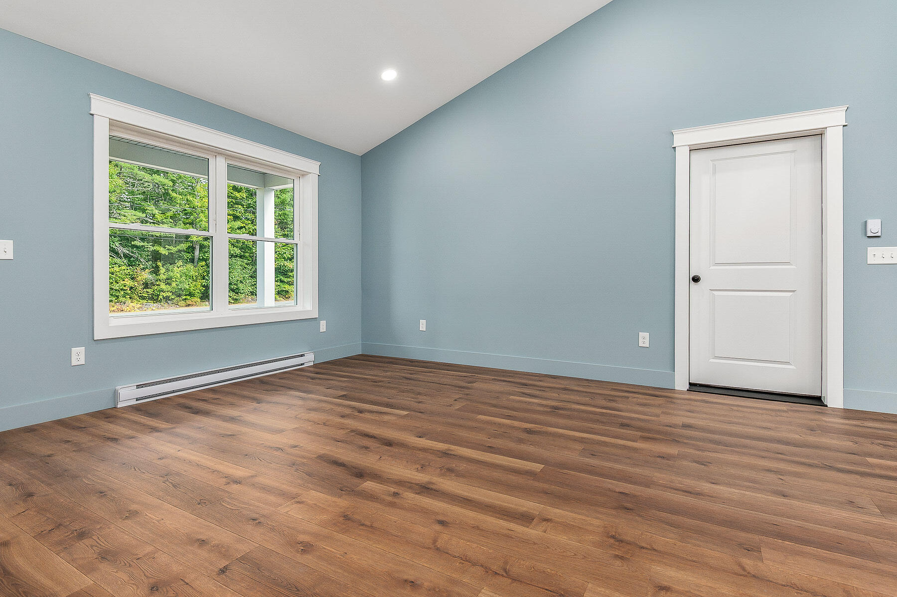 214 Center Road Lebanon, ME 04027 - Photo 21 of 47 Living Area