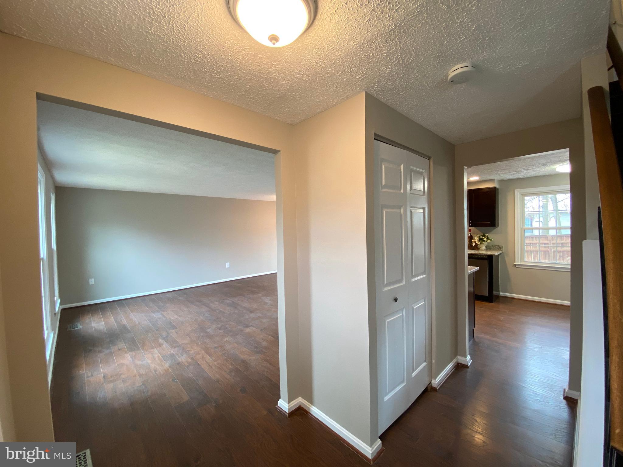 13002 Brookmill Court Laurel, MD 20708 - Photo 4 of 29 Gallery Image 4