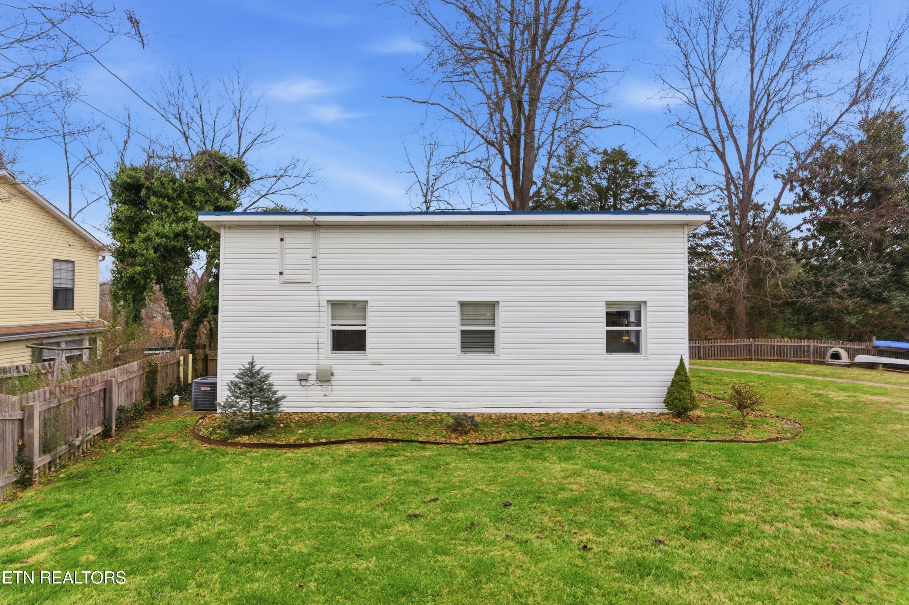 131 Princeton Avenue Oak Ridge, TN 37830 - Photo 27 of 28 038_DSC07630