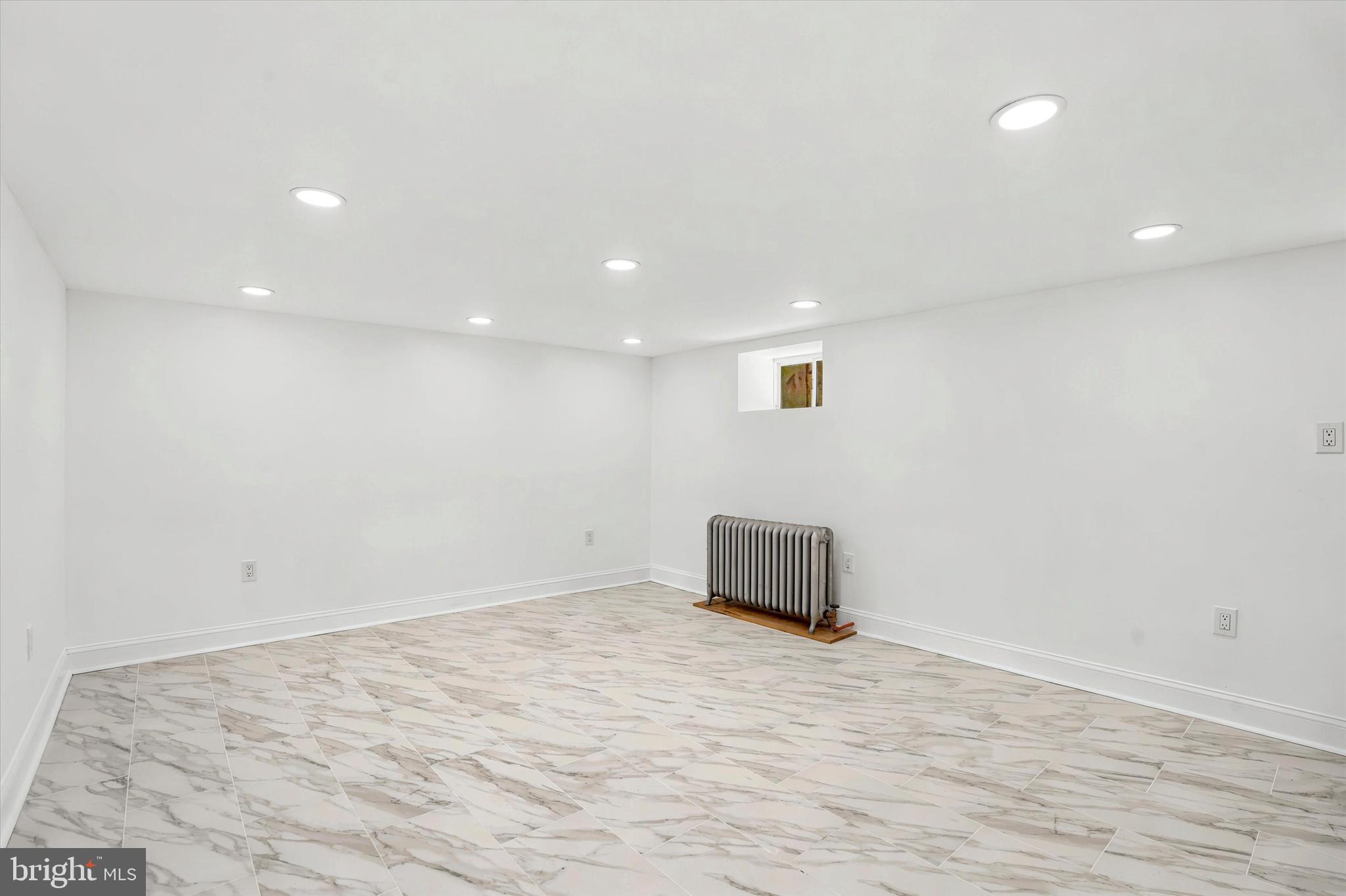 149 West Sharpnack Street Philadelphia, PA 19119 - Photo 33 of 45