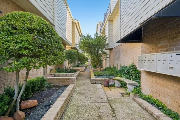 $469,000 | 4102 Bowser Avenue, Unit 1, Dallas, TX 75219