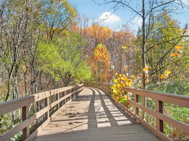 $999,000 | 41 Michael Roberts Court, Pearl River, NY 10965