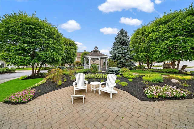 $999,000 | 41 Michael Roberts Court, Pearl River, NY 10965