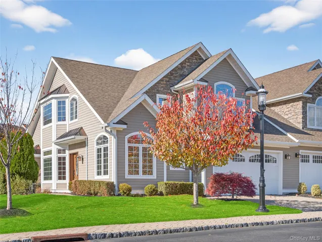 $999,000 | 41 Michael Roberts Court, Pearl River, NY 10965