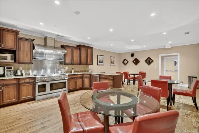 $999,000 | 41 Michael Roberts Court, Pearl River, NY 10965