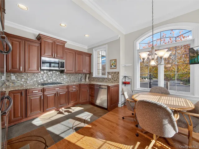 $999,000 | 41 Michael Roberts Court, Pearl River, NY 10965