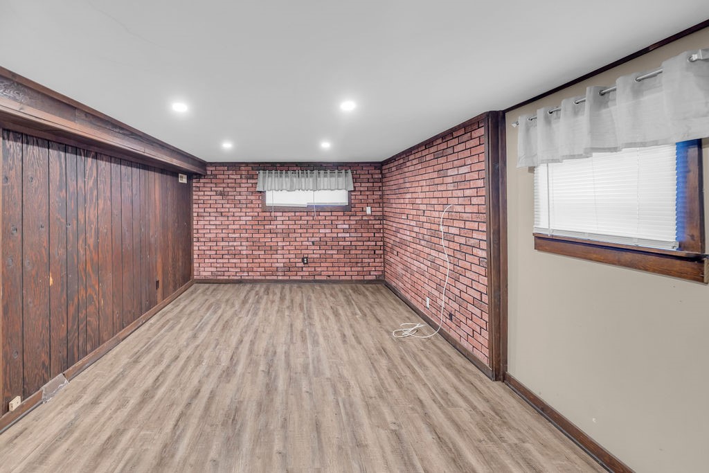 2306 Yorkshire Drive Decatur, IL 62526 - Photo 15 of 21 Gallery Image 15