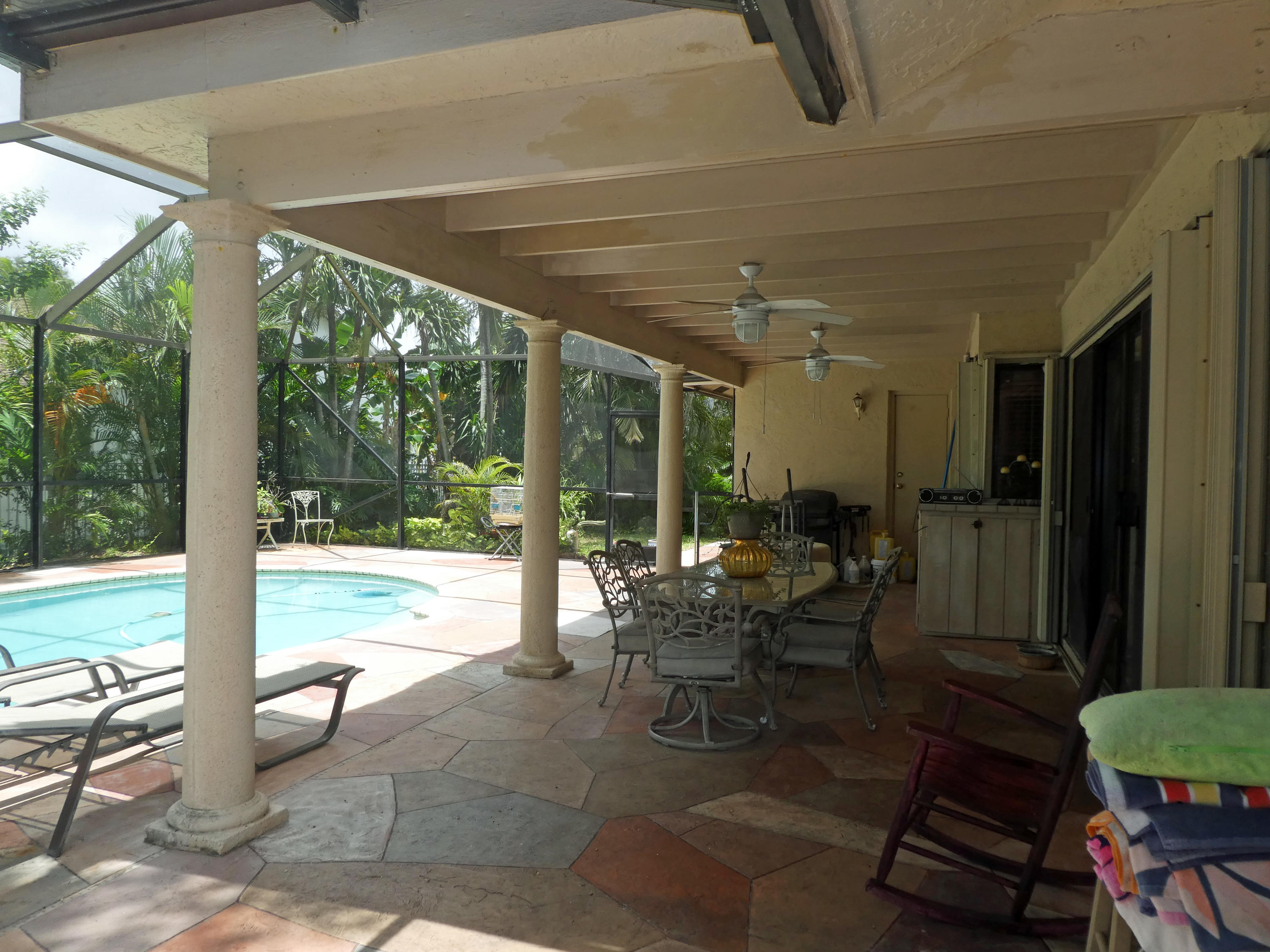 17335 Lake Park Road Boca Raton, FL 33487 - Photo 19 of 25 Patio & Pool