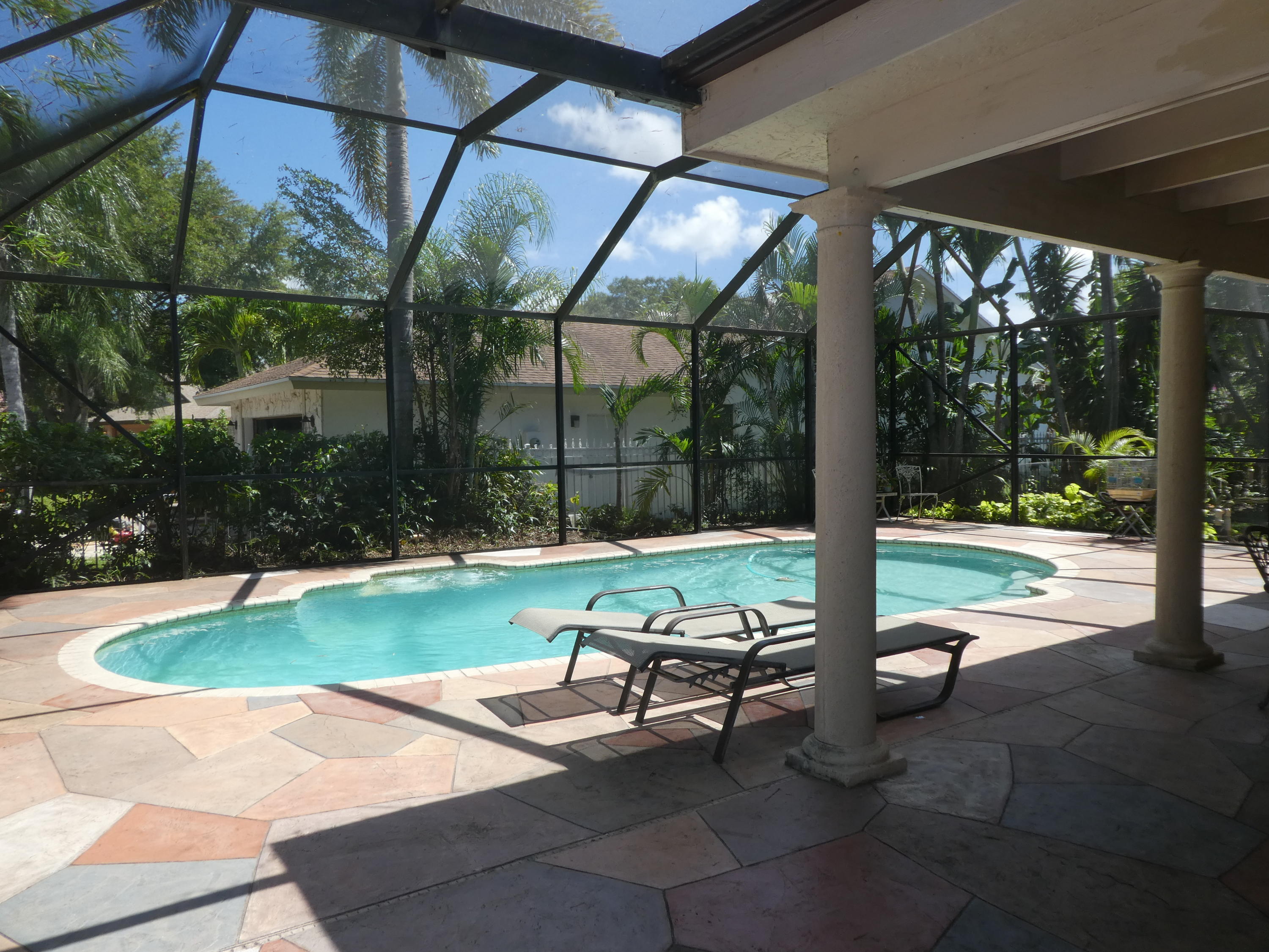 17335 Lake Park Road Boca Raton, FL 33487 - Photo 20 of 25 Screened Pool