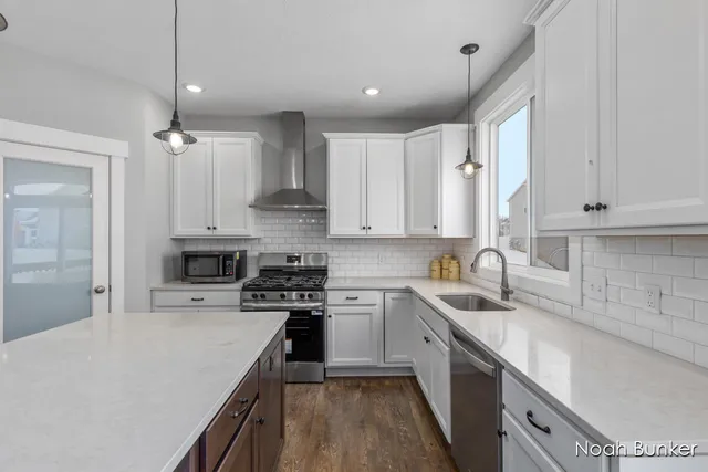 $704,900 | 3857 Winsome Drive, Hudsonville, MI 49426