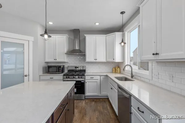 $674,900 | 3857 Winsome Drive, Hudsonville, MI 49426
