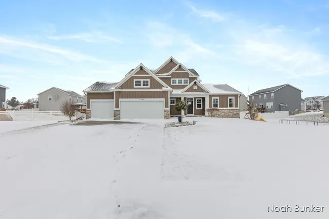 $704,900 | 3857 Winsome Drive, Hudsonville, MI 49426