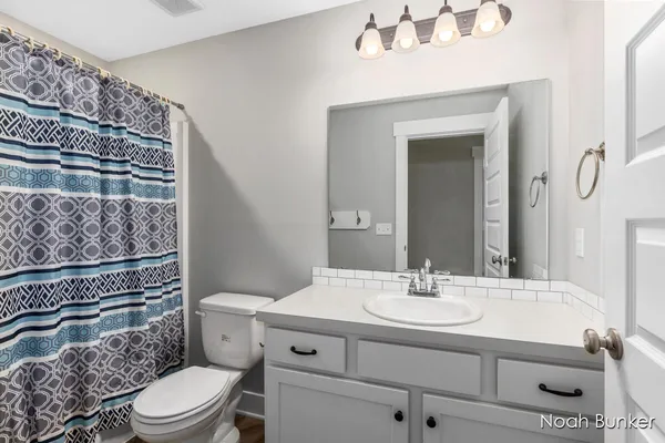 $674,900 | 3857 Winsome Drive, Hudsonville, MI 49426