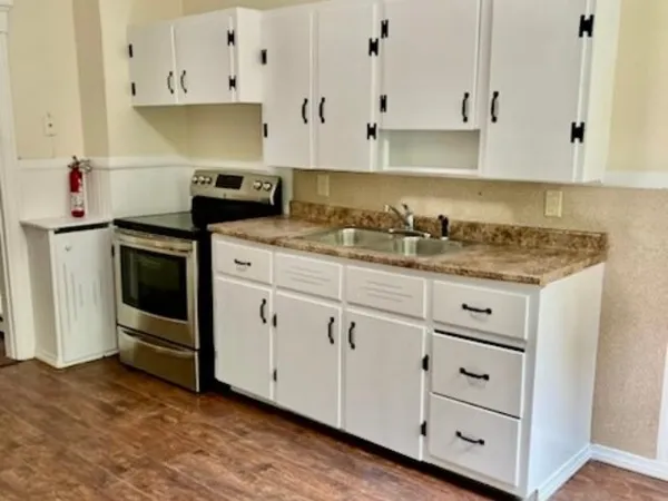 $600,000 | 22 Tracy Street, Lebanon, NH 03784