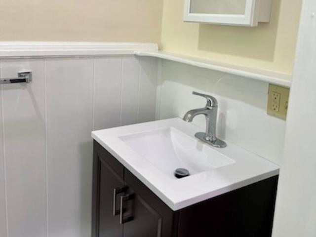 22 Tracy Street Lebanon, NH 03784 - Photo 16 of 23