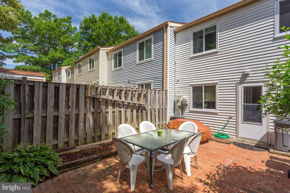 8291 Bark Tree Court Springfield, VA 22153 - Photo 28 of 29 Exterior (Rear)