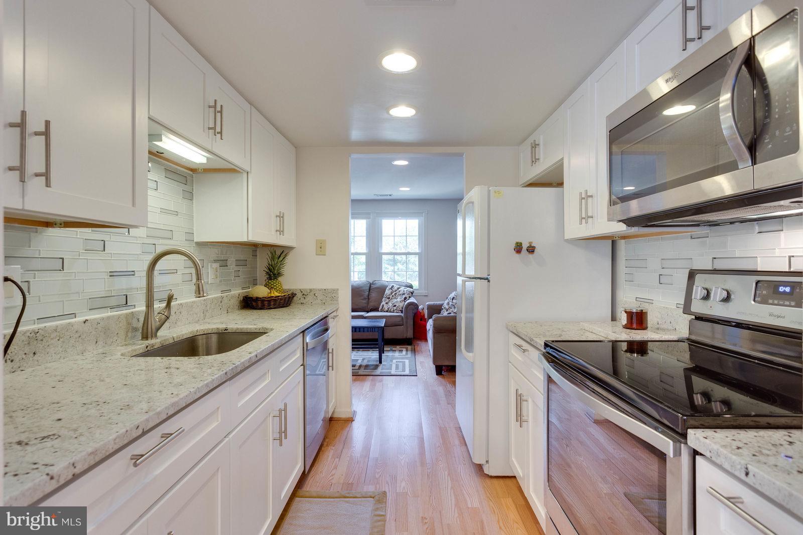 8291 Bark Tree Court Springfield, VA 22153 - Photo 9 of 29 Kitchen