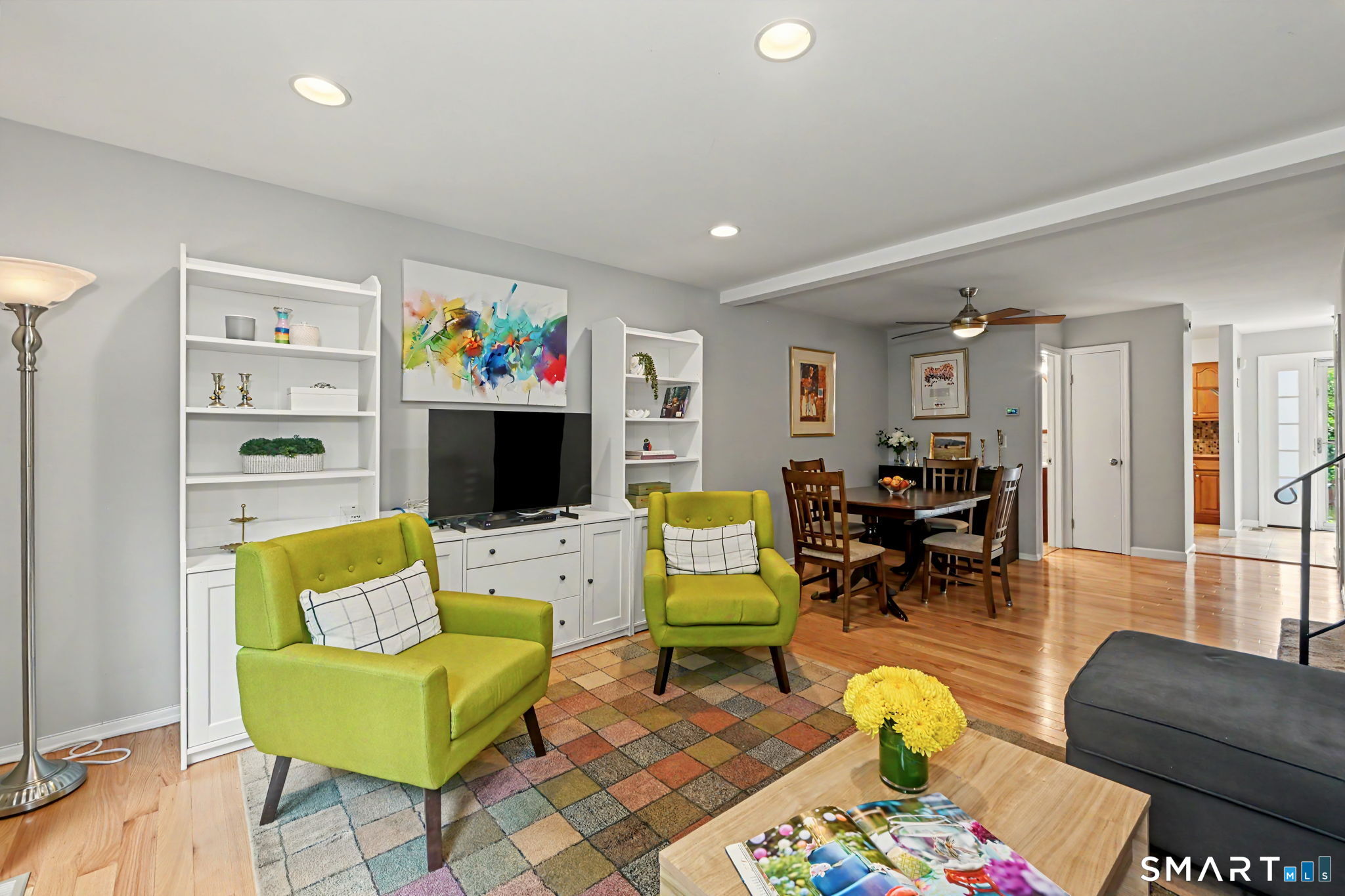 19 Colonial Road, Unit 8 Stamford, CT 06906 - Photo 9 of 21