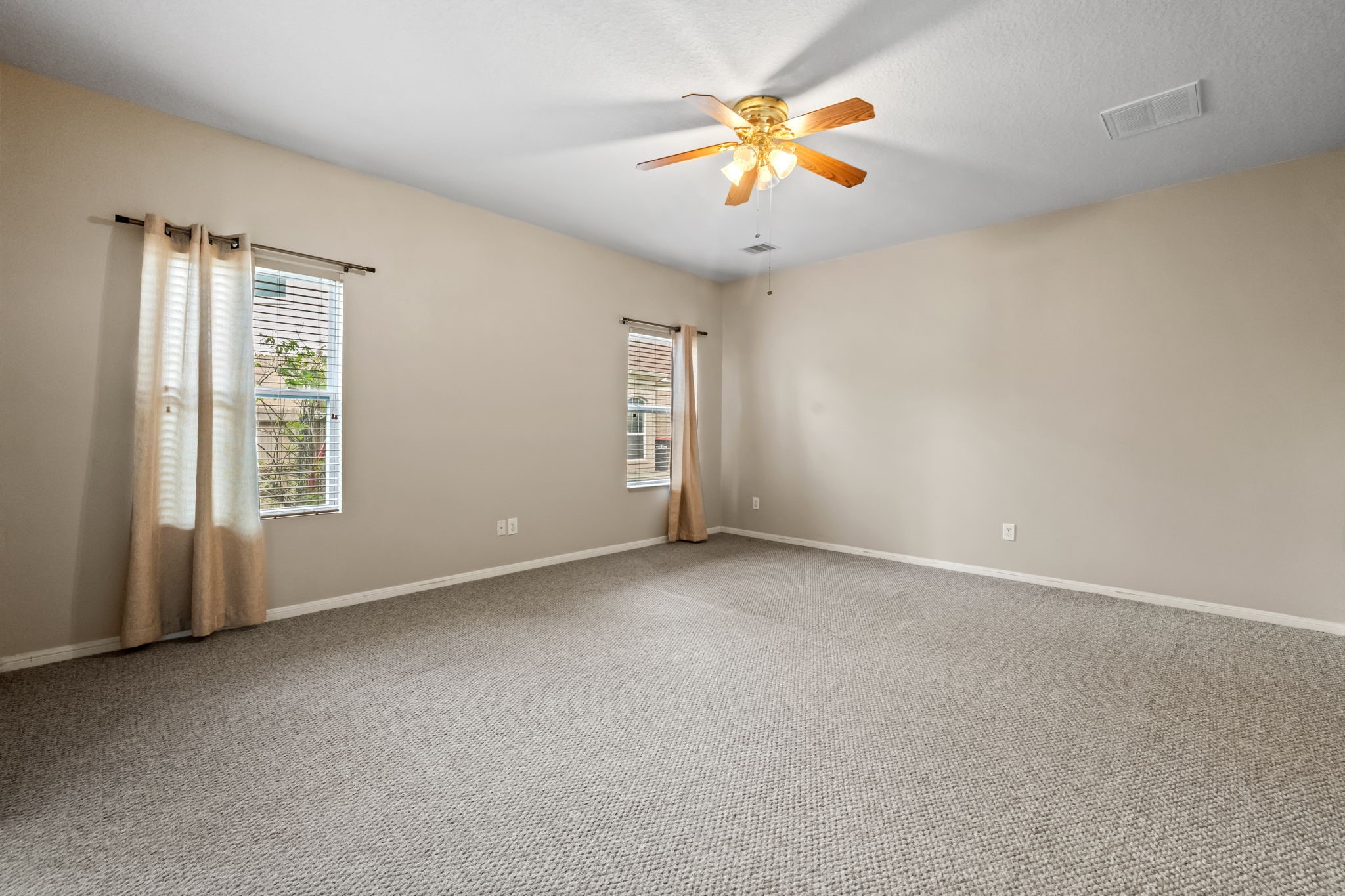 903 Northgate Springs Drive Spring, TX 77373 - Photo 12 of 31