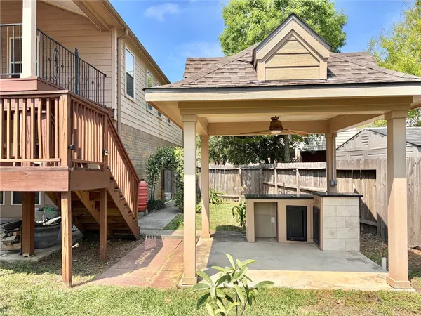 $335,000 | 903 Northgate Springs Drive, Spring, TX 77373