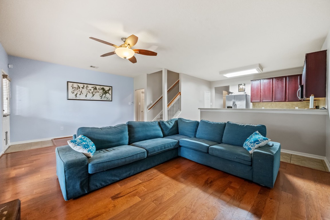 903 Northgate Springs Drive Spring, TX 77373 - Photo 7 of 30