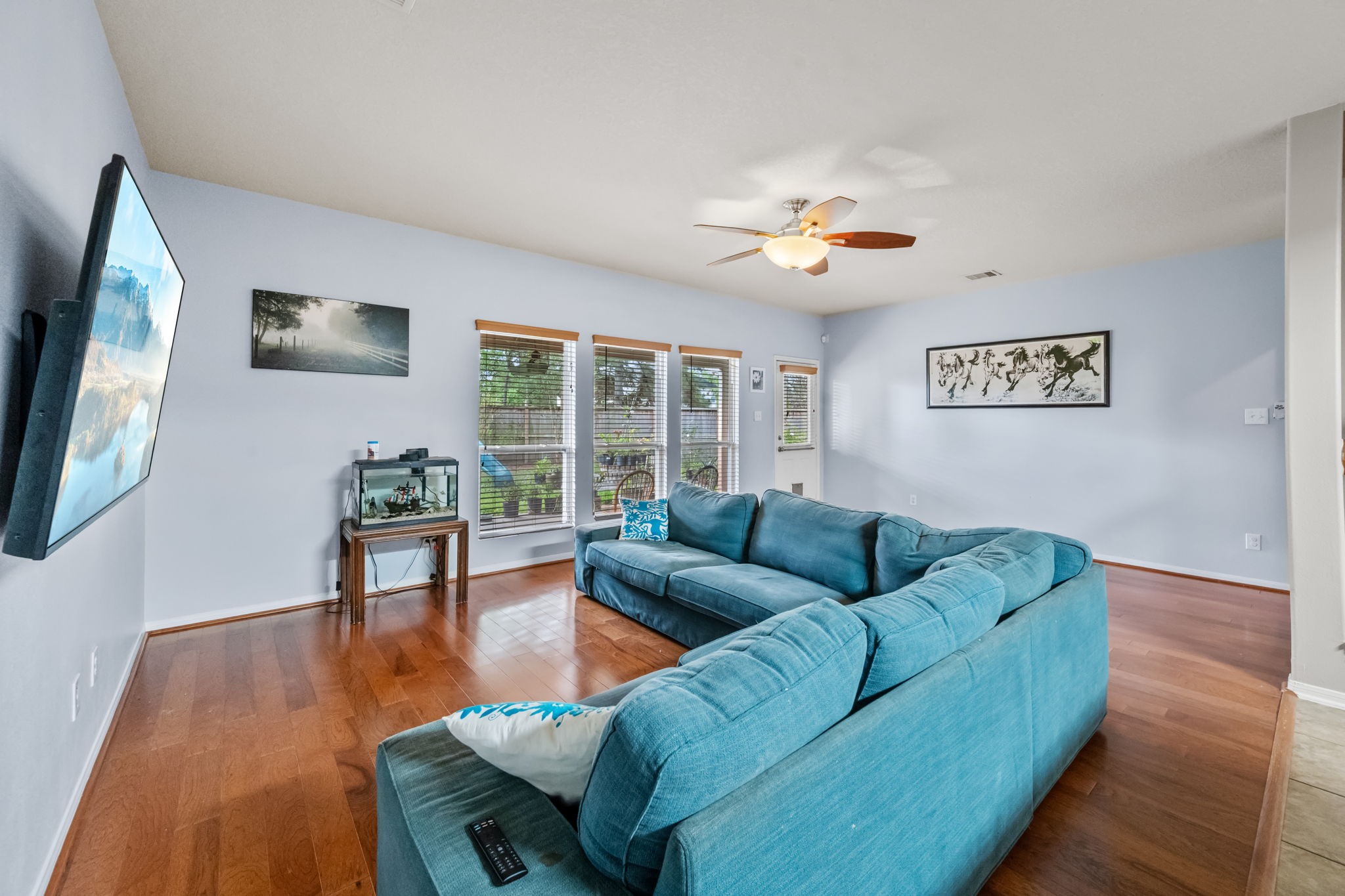 903 Northgate Springs Drive Spring, TX 77373 - Photo 9 of 31 Space for so many options!