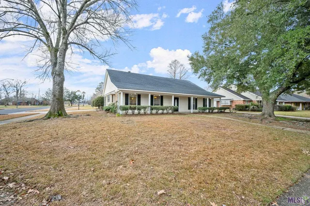$2,200 | 5348 Charing Way Avenue, Baton Rouge, LA 70817