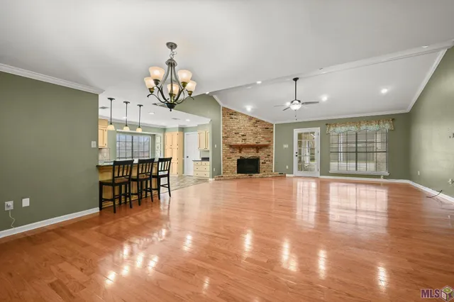 $2,200 | 5348 Charing Way Avenue, Baton Rouge, LA 70817