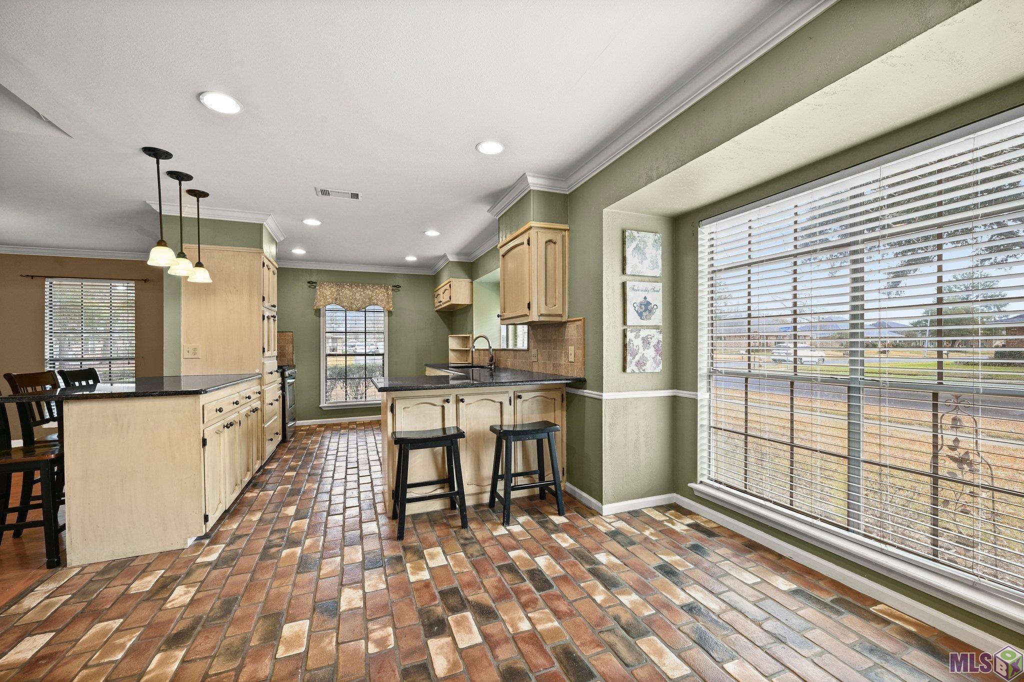 5348 Charing Way Avenue Baton Rouge, LA 70817 - Photo 8 of 21