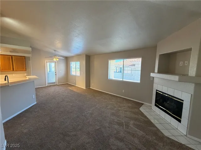 $1,395 | 396 Manti Place, Unit 396, Henderson, NV 89014