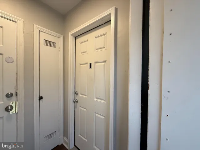 $1,799 | 102 O Street Southwest, Unit 1, Washington, DC 20024