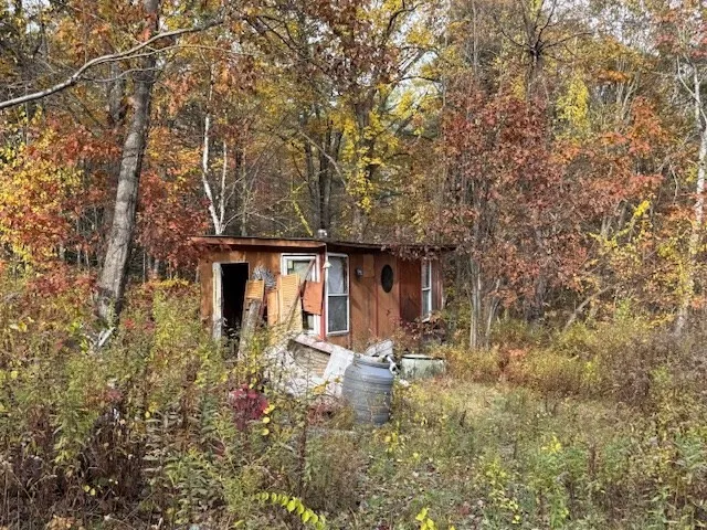 $150,000 | 151 Wilker Road, Ashburnham, MA 01430