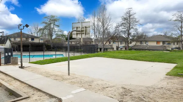$539,700 | 216 Green Meadow Drive, Unit C, Watsonville, CA 95076