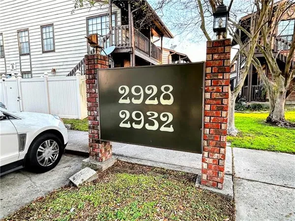 $105,000 | 2928 Manhattan Boulevard, Unit 164, Harvey, LA 70058