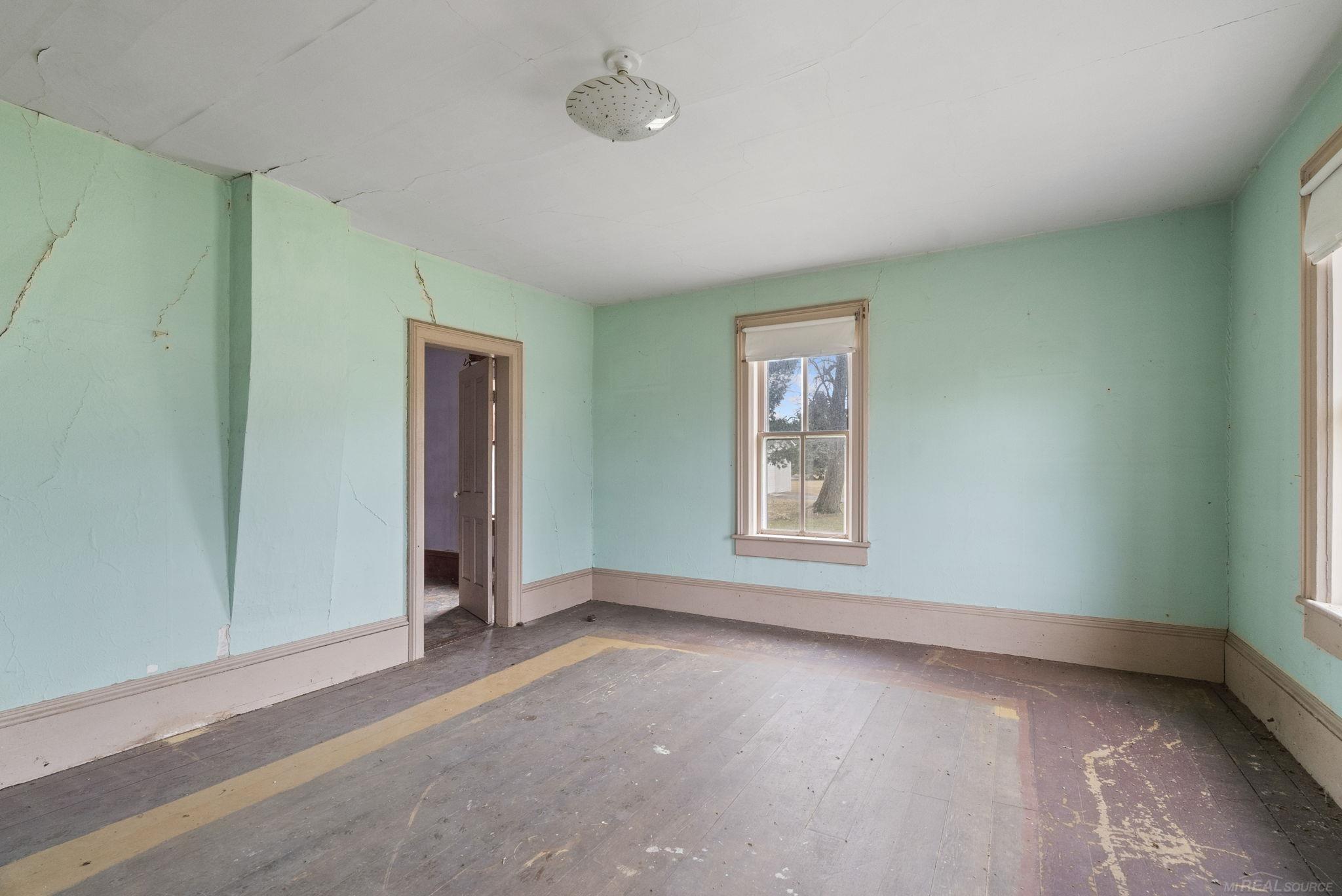 7075 Galbraith Line Road Lexington, MI 48450 - Photo 21 of 37 Gallery Image 21