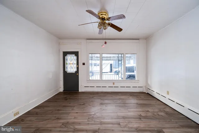 $74,990 | 102 Water Street, New Philadelphia, PA 17959