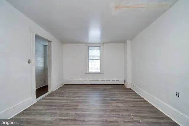 $74,990 | 102 Water Street, New Philadelphia, PA 17959