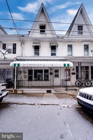 $74,990 | 102 Water Street, New Philadelphia, PA 17959