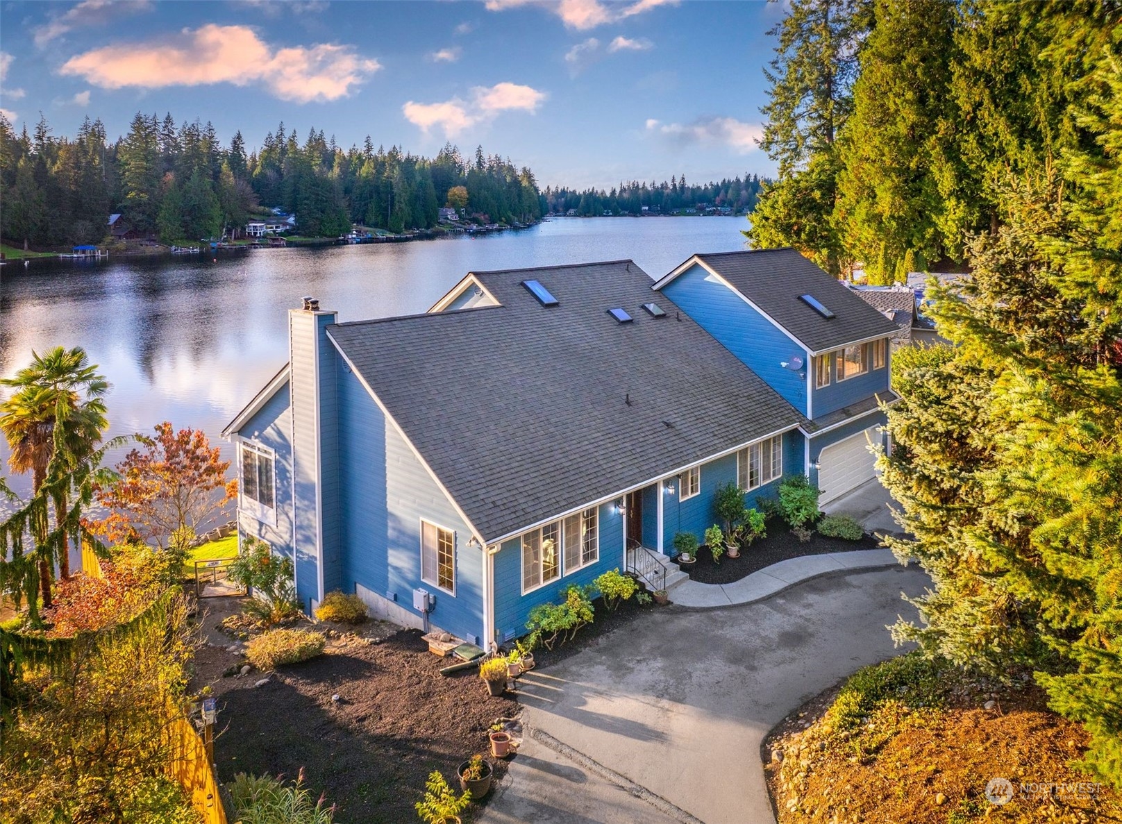 5910 Wonderland Road Snohomish, WA 98290 - Photo 1 of 40 Gallery Image 1