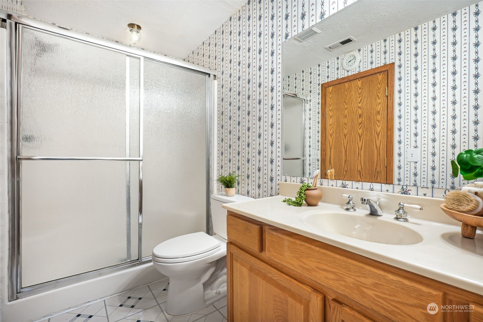 5910 Wonderland Road Snohomish, WA 98290 - Photo 17 of 40 Gallery Image 17