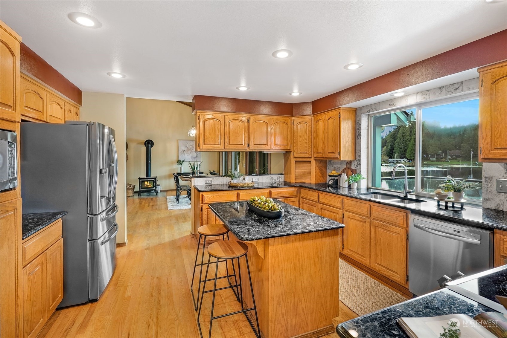 5910 Wonderland Road Snohomish, WA 98290 - Photo 9 of 40 Gallery Image 9