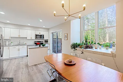 $3,495 | 11502 Sunder Court, Reston, VA 20190