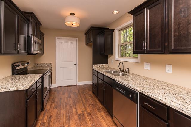 86 Pine Ridge Clarksville, TN 37040 - Photo 11 of 30 Gallery Image 11