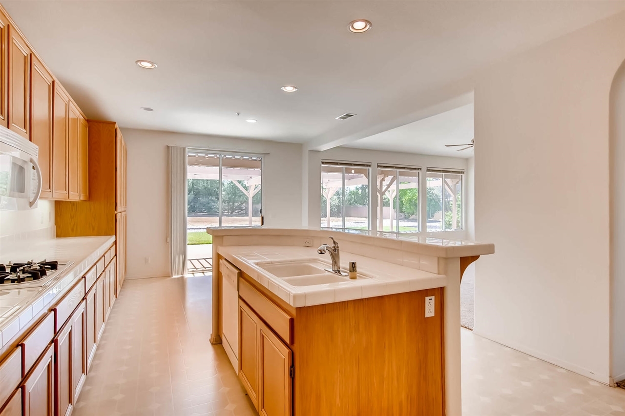 16719 Open View Road Ramona, CA 92065 - Photo 8 of 24 Gallery Image 8