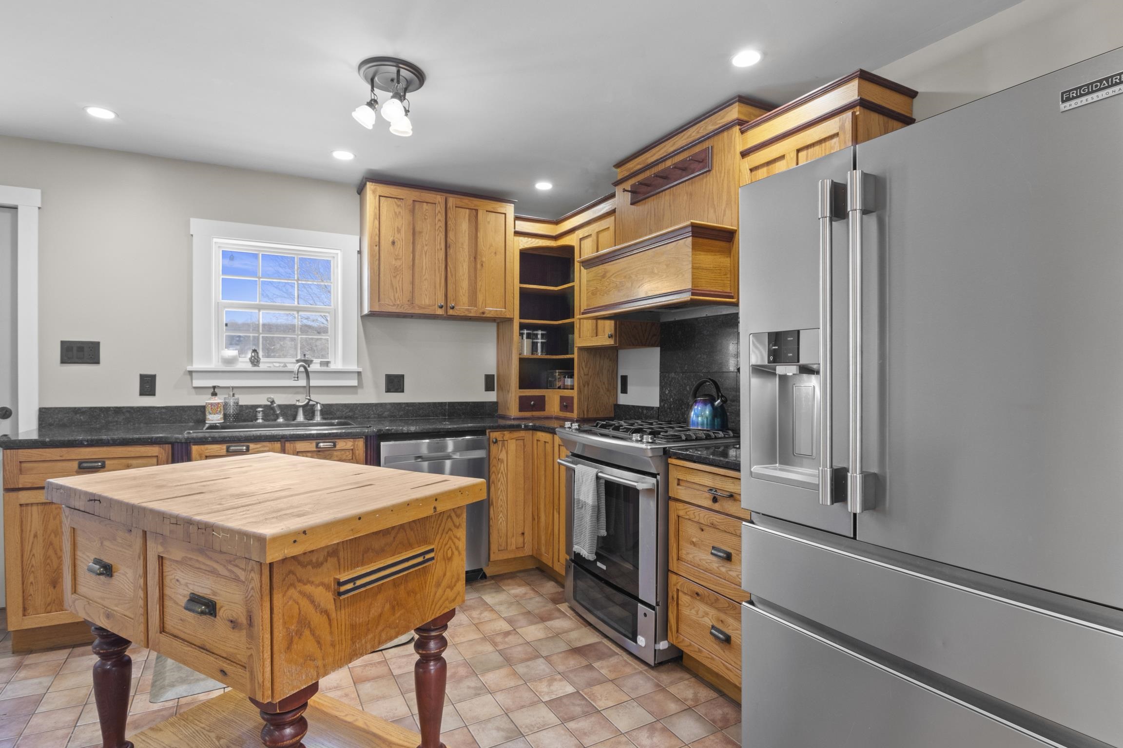 1460 Smith Road Traverse City, MI 49696 - Photo 21 of 54 1931678-d760481c-55cf-4f4b-ab21-3b5425d9e234.JPG