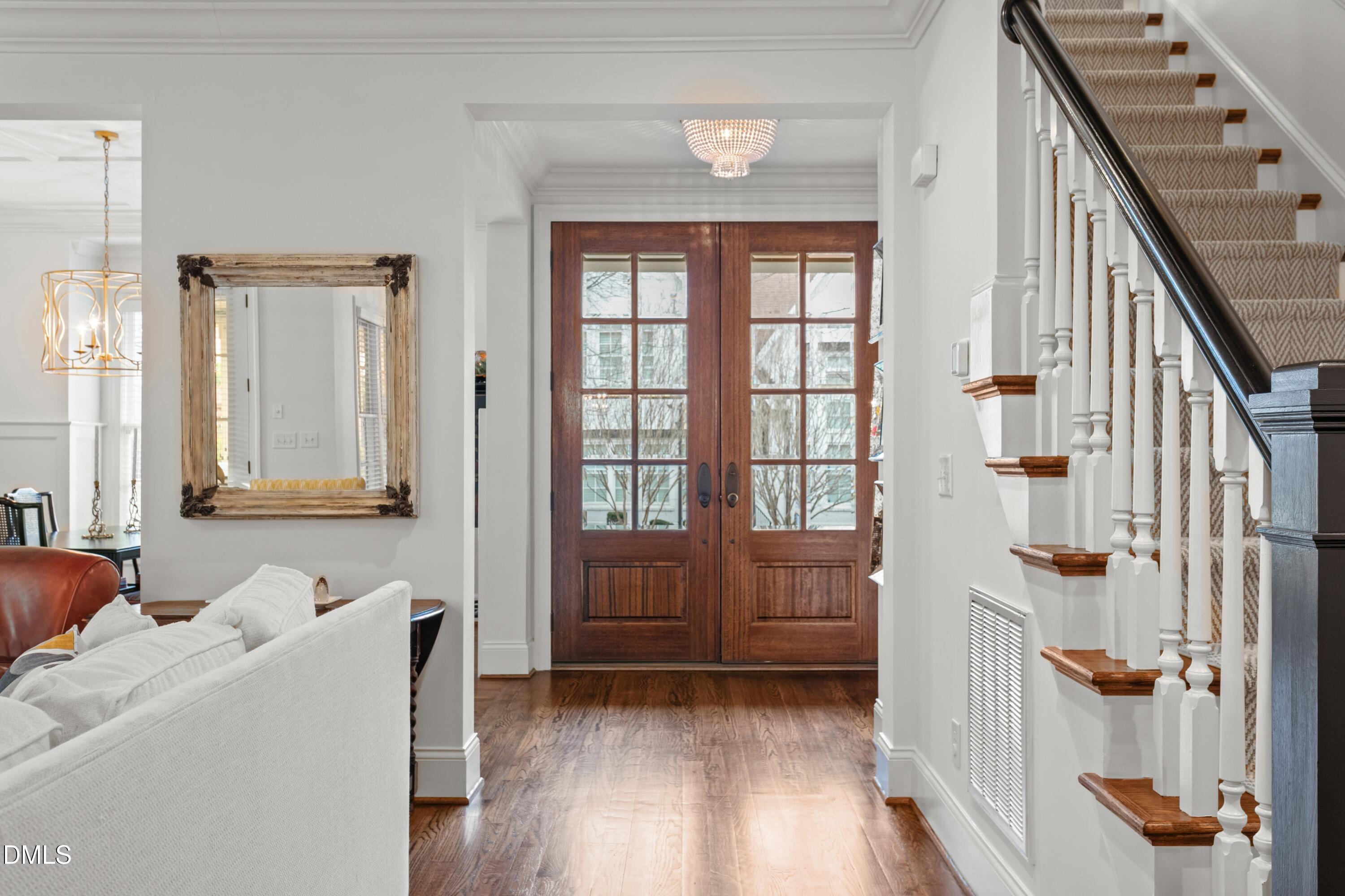 514 Wayne Drive Raleigh, NC 27608 - Photo 5 of 53 a living room with furniture and a window