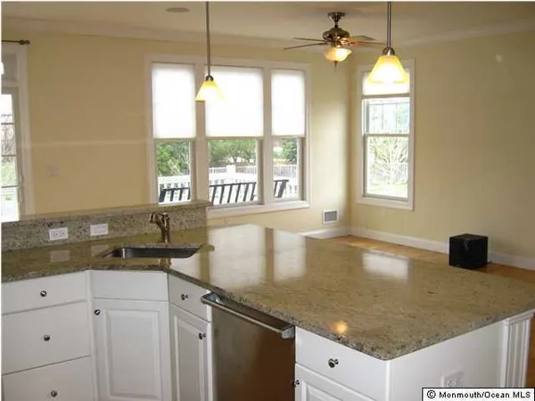 $4,700 | 606 Park Avenue, Port Monmouth, NJ 07758